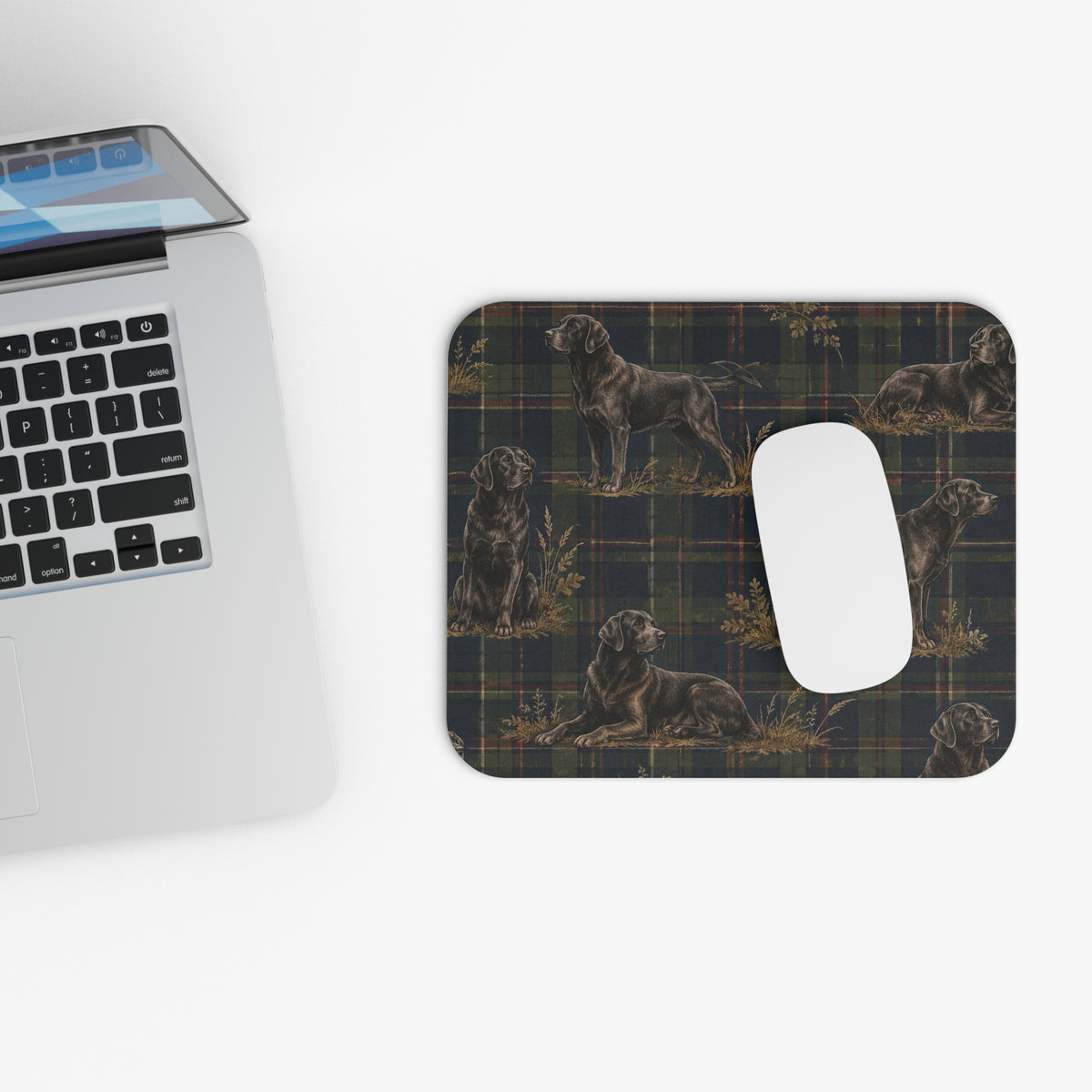 Black Lab Country Mouse Pad (Rectangle)